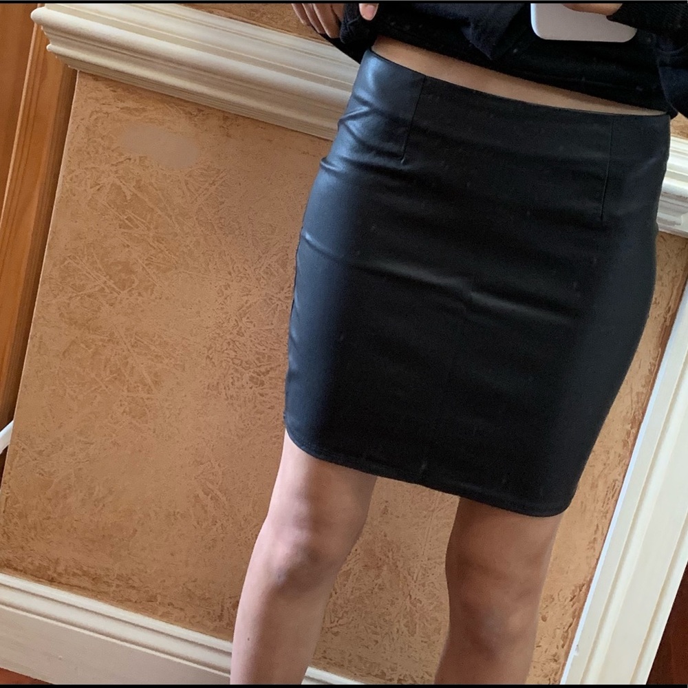 pencil skirt